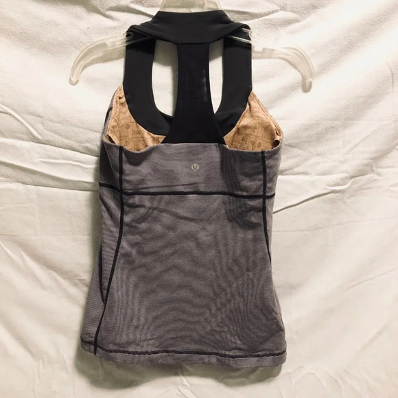 Lululemon Sport Tank Top Size 6 Built In Bra Racerback - Picture 7 of 16